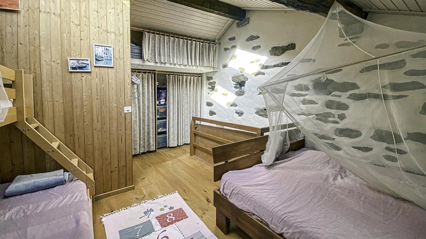 Charmante Rustico befindet sich in Scareglia, im Val Colla. Lugano - Foto 16 von 27