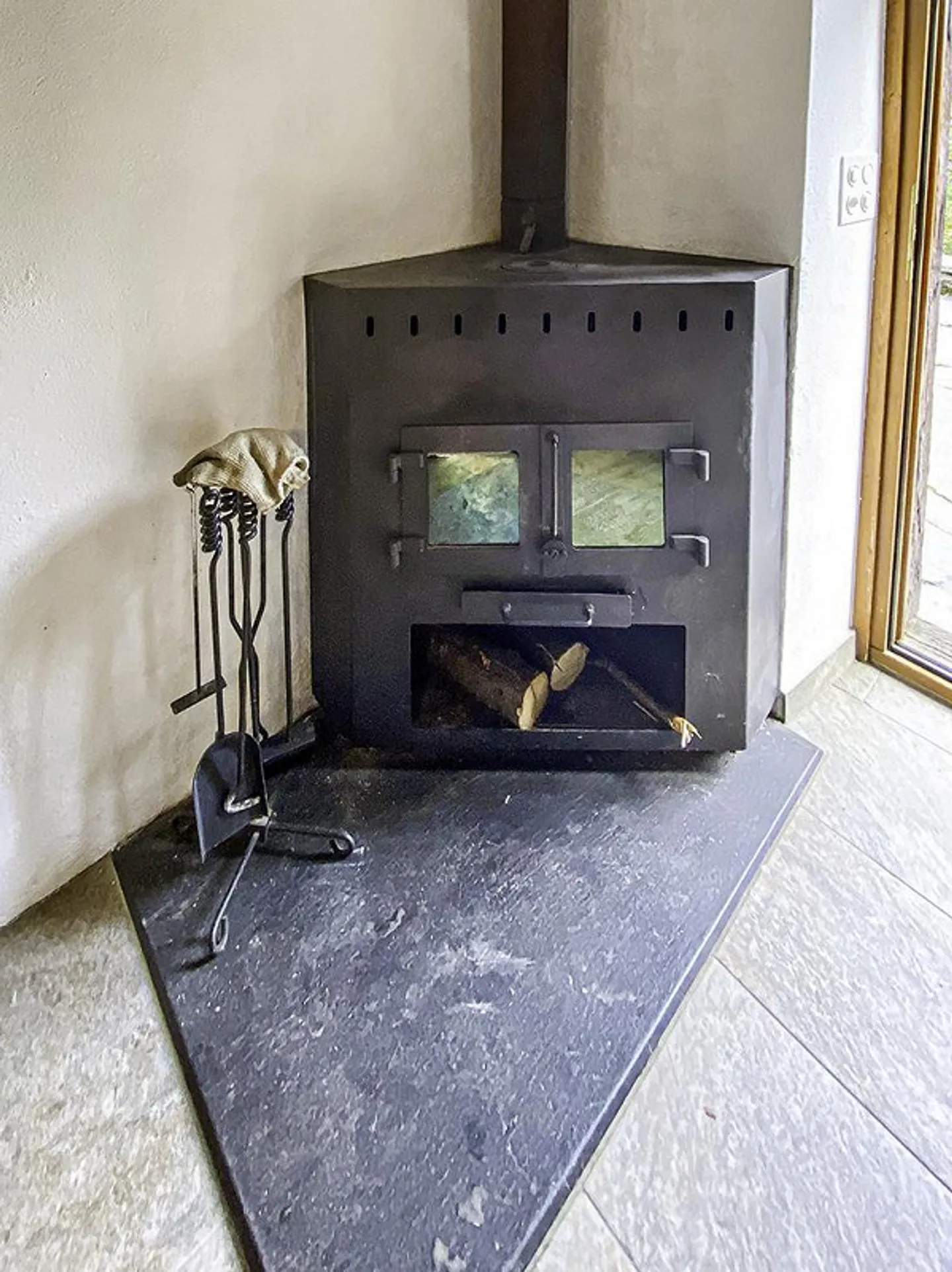 Charmante Rustico befindet sich in Scareglia, im Val Colla. Lugano - Foto 20 von 27