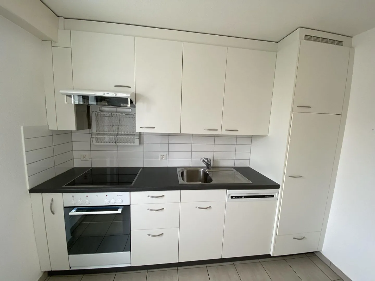 Ampio appartamento 2.5 locali - Foto 8 di 17