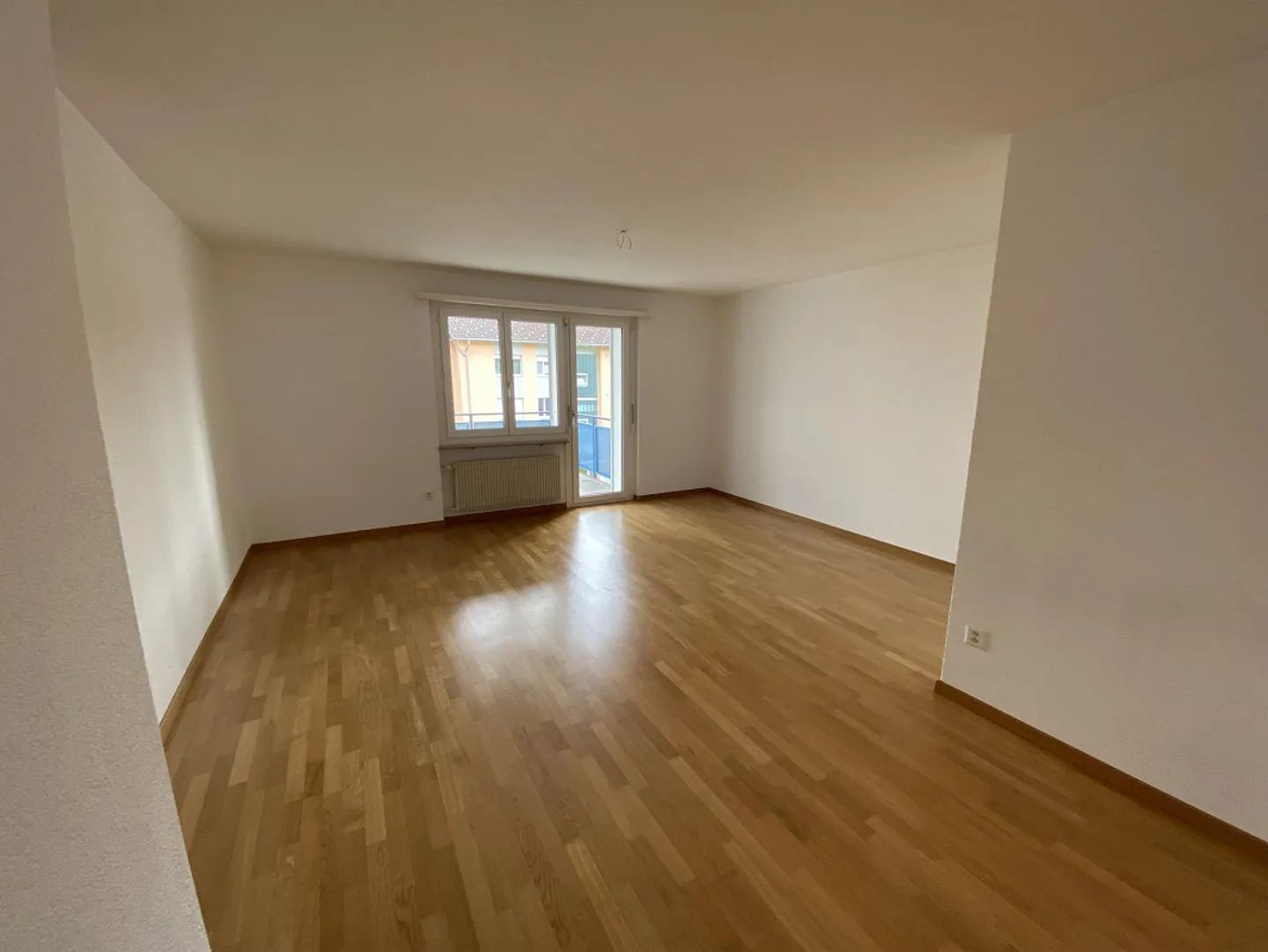 Ampio appartamento 2.5 locali - Foto 12 di 17