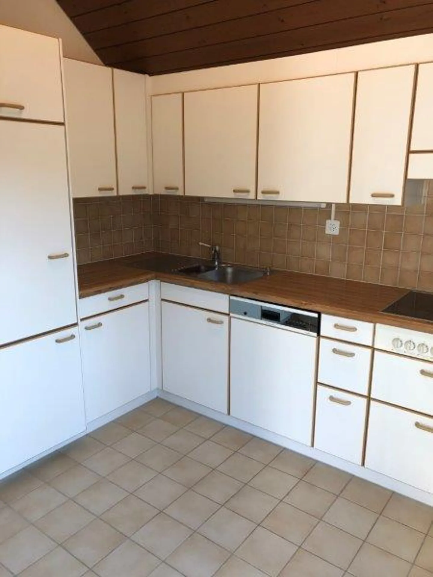 Appartamento in affitto - Foto 3 di 6