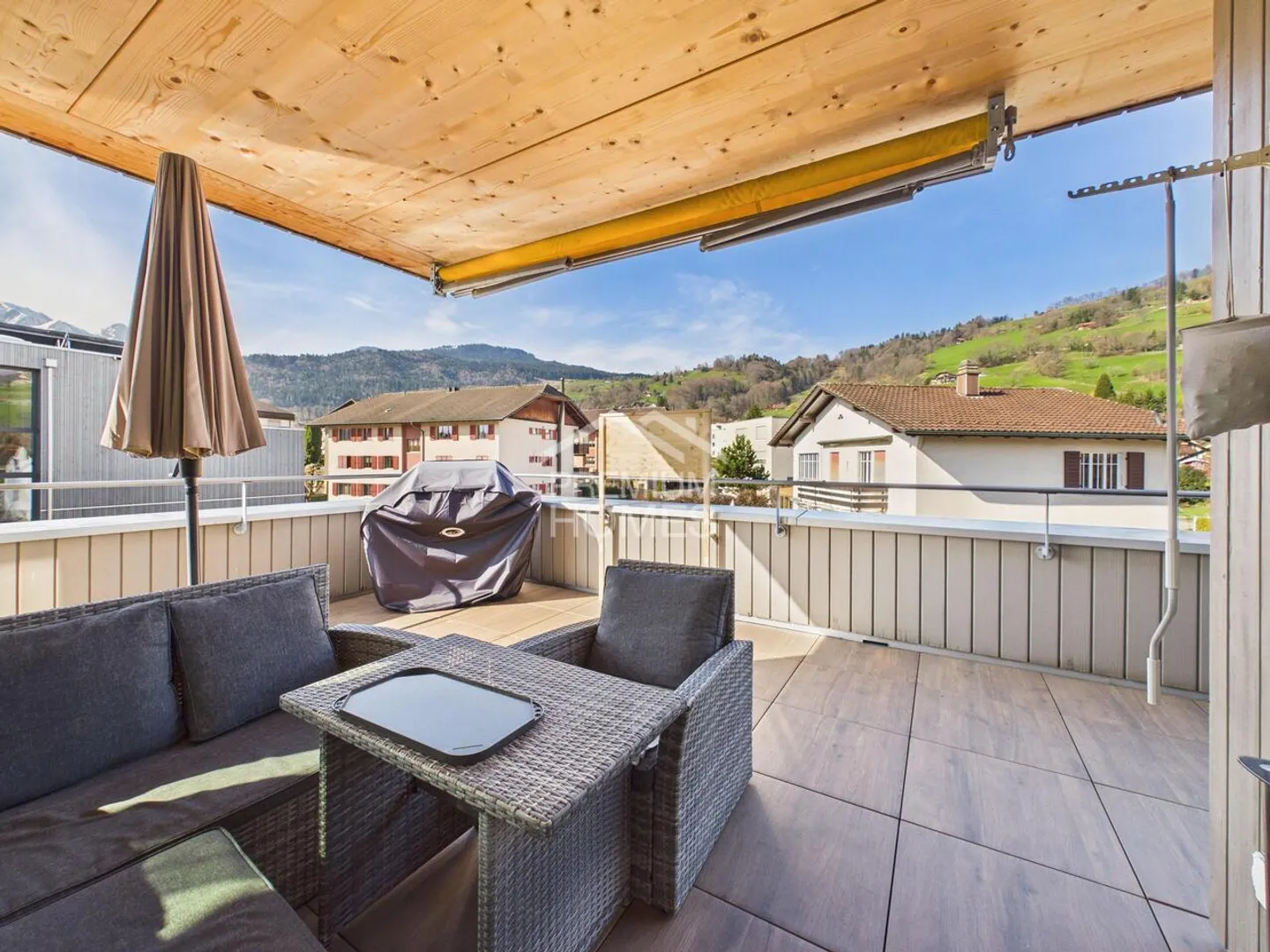 Luxuriöse Attikawohnung mit Terrasse - Foto 9 von 11