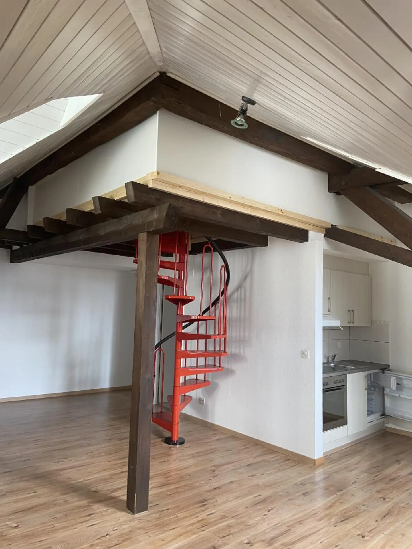 Duplex 1.5 Zimmer - Foto 3 von 8