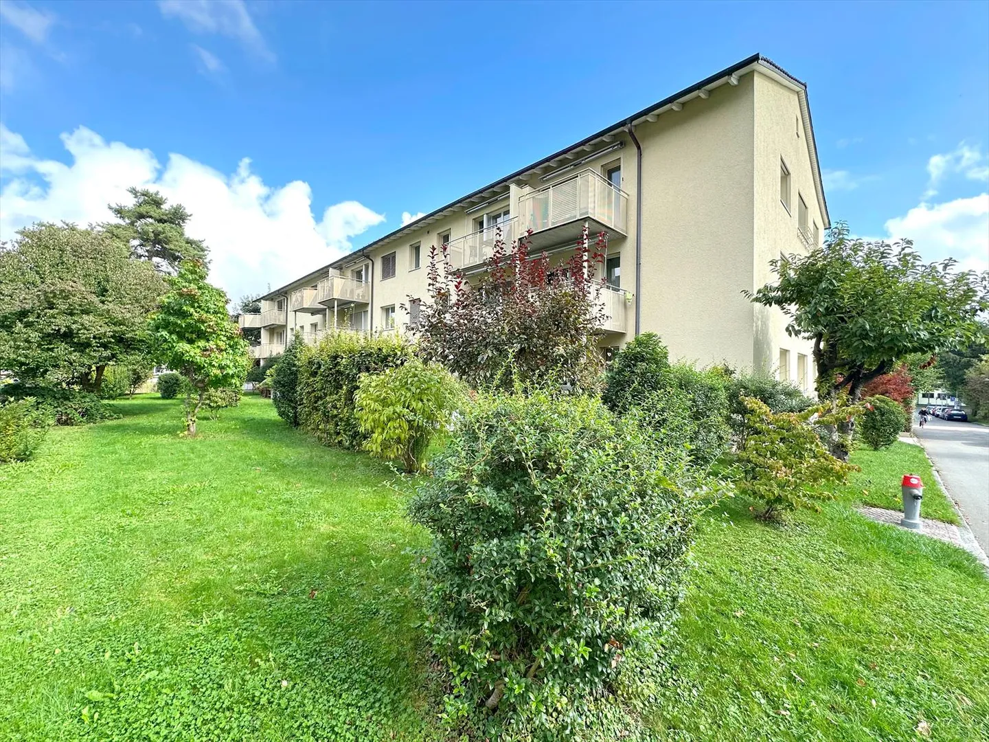 In the heart of Zurich-Wiedikon - Quiet yet central! - Photo 1 of 9