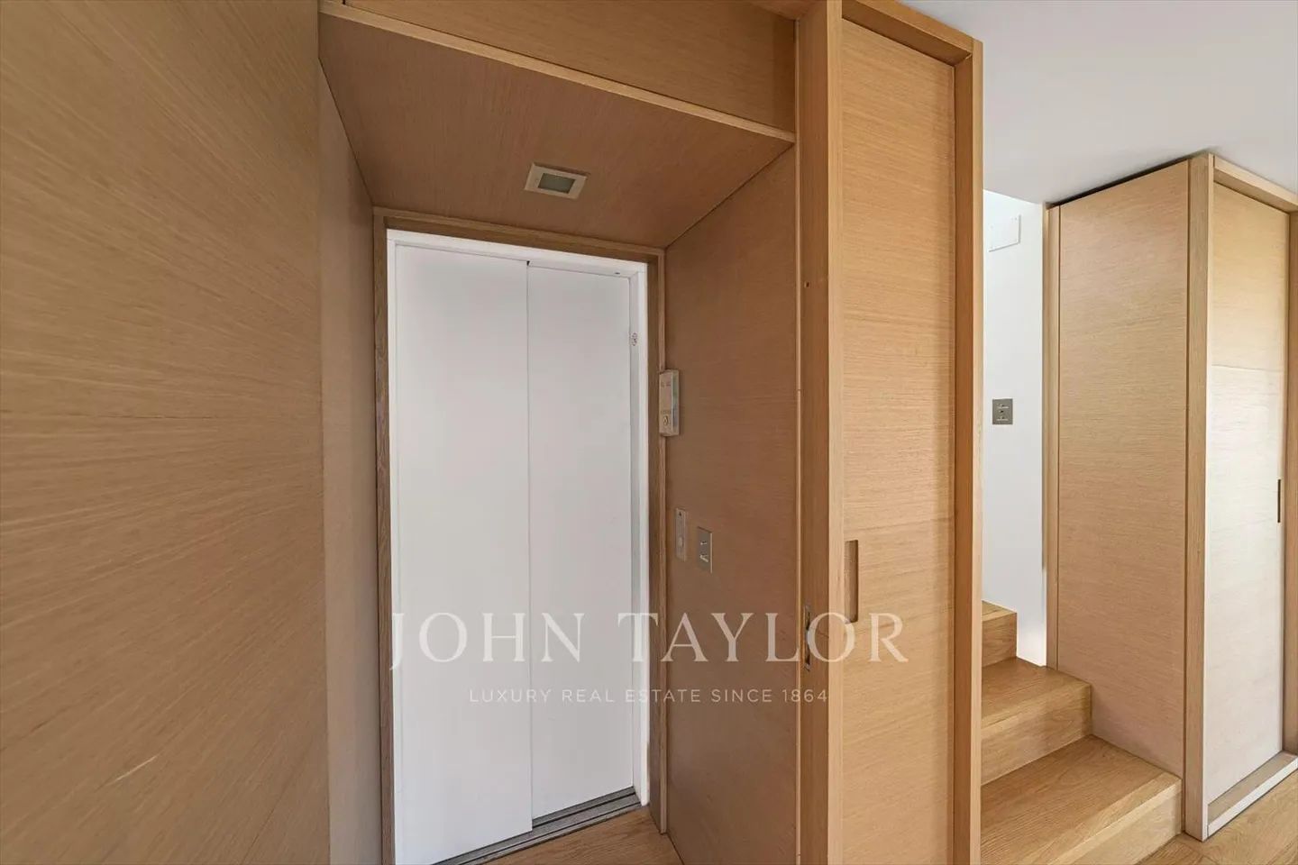 PENTHOUSE with exceptional lake view - Photo 12 of 13