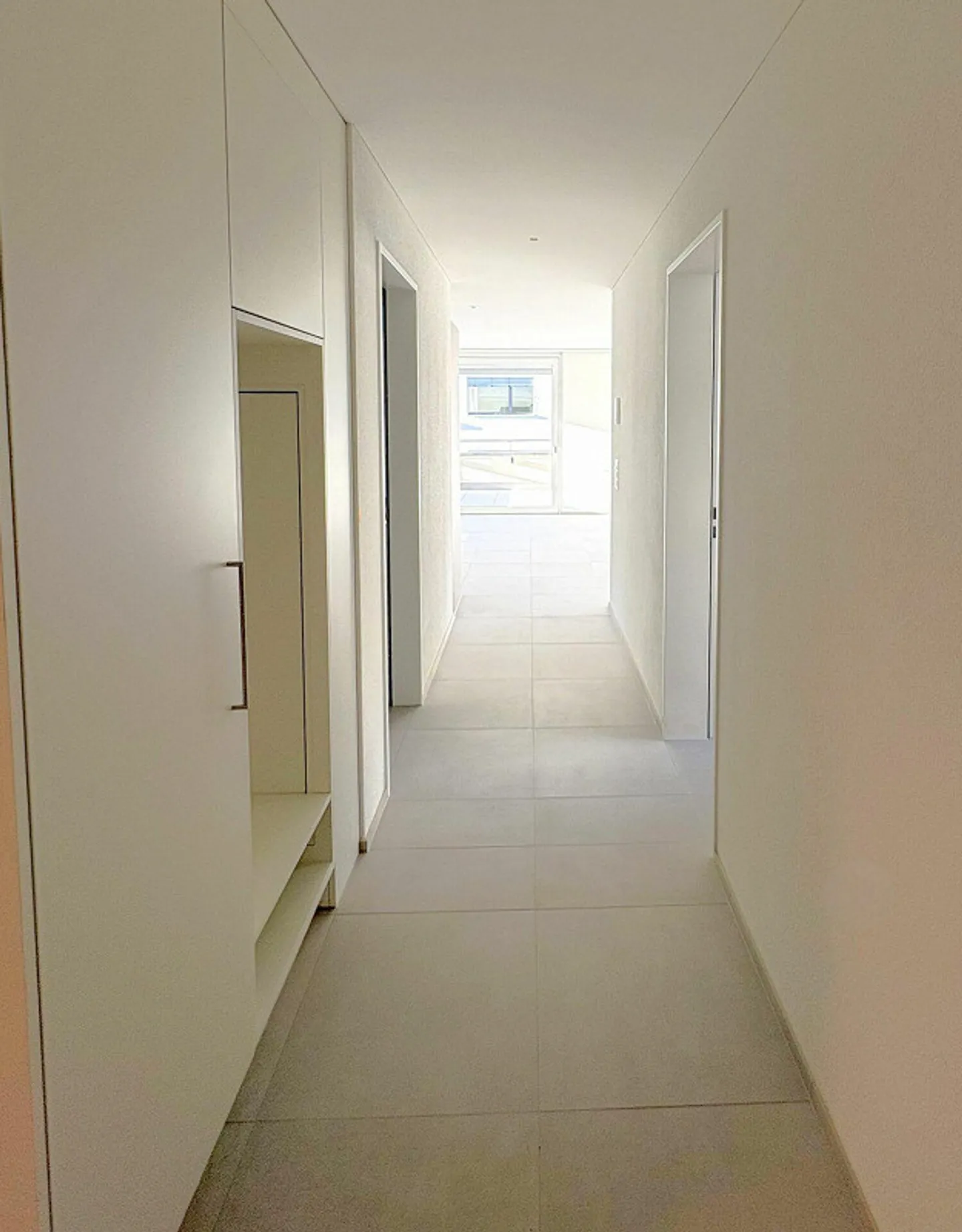 Dreamlike 2.5-room apartment in first occupancy - Photo 6 of 9