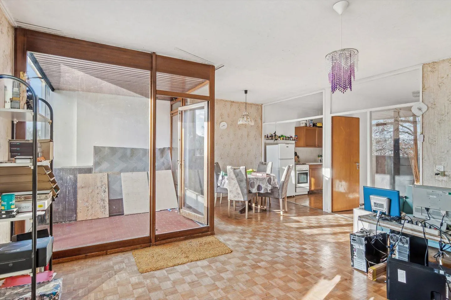 Appartement avec 4 pièces et vue sur le Rhin / Rénovation complète requise - Photo 2 sur 7