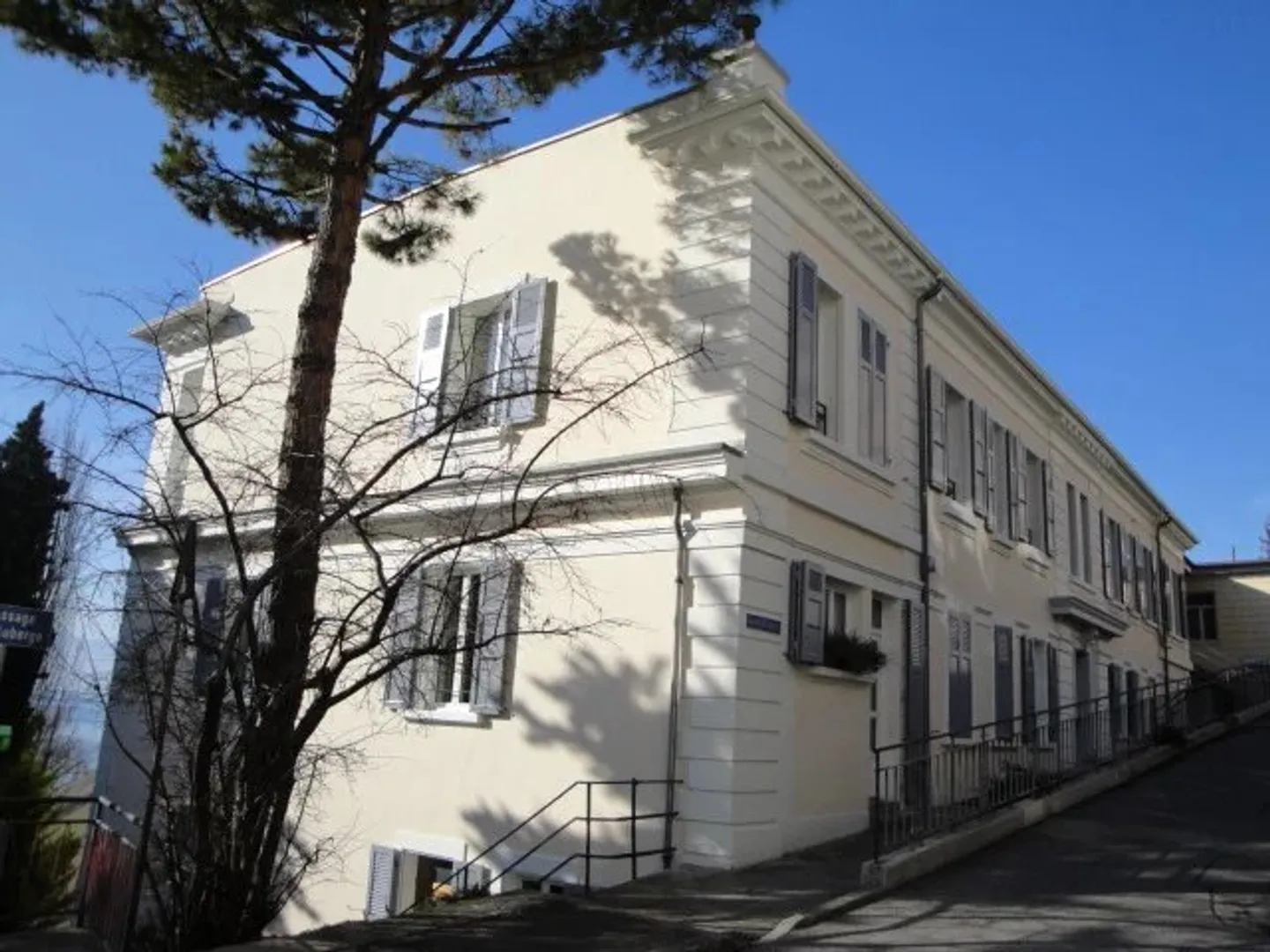 Appartement spacieux près du lac - Photo 1 sur 9