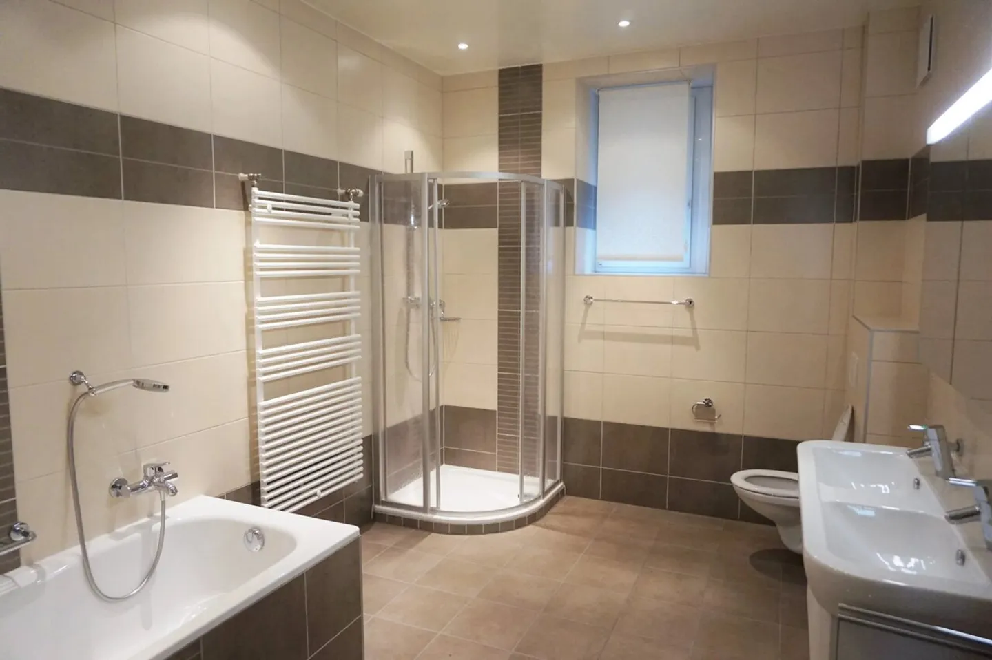 Appartement spacieux près du lac - Photo 7 sur 9