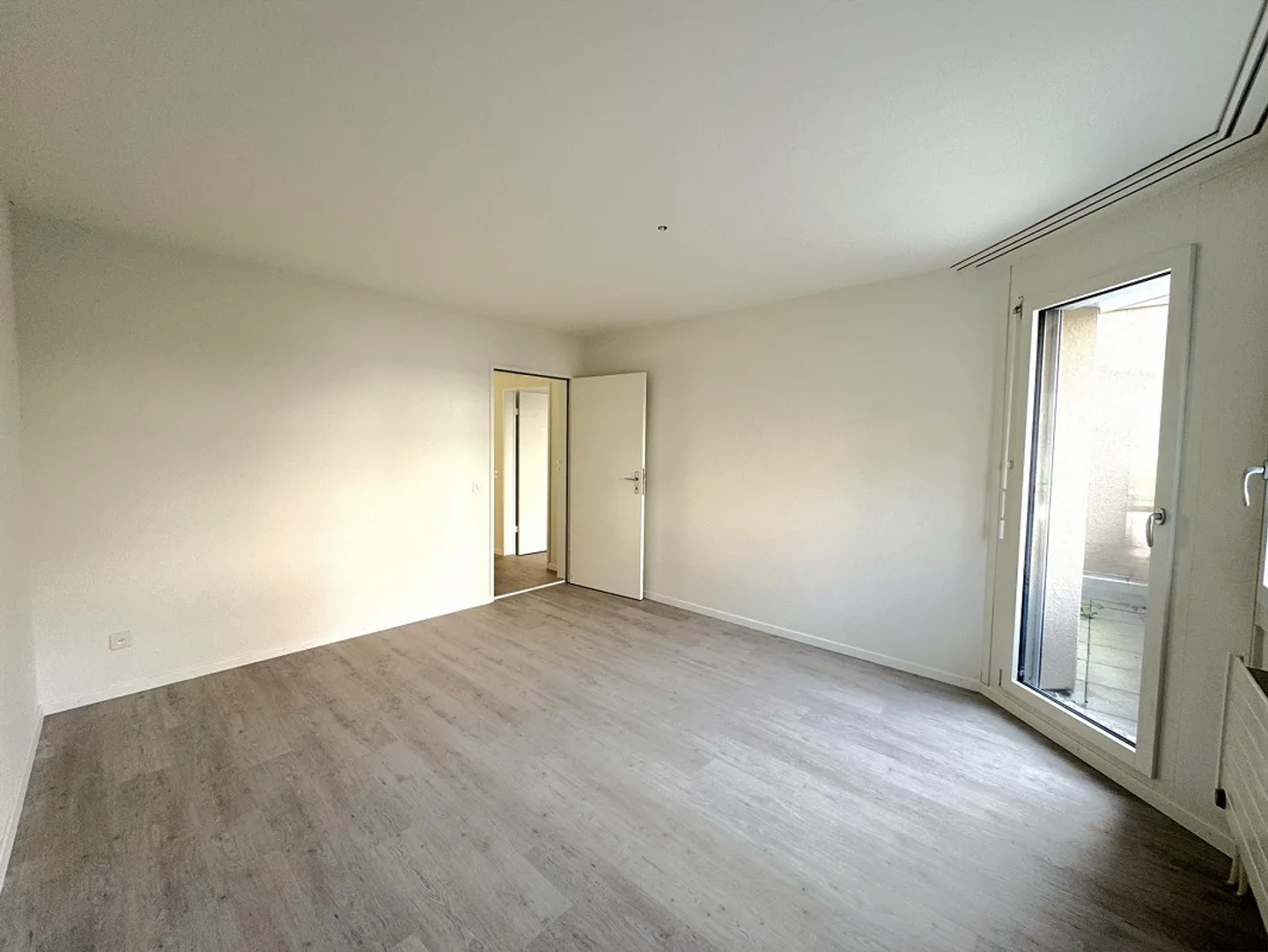 Sonnige Parterrewohnung mit blick ins Grüne - Foto 7 von 9