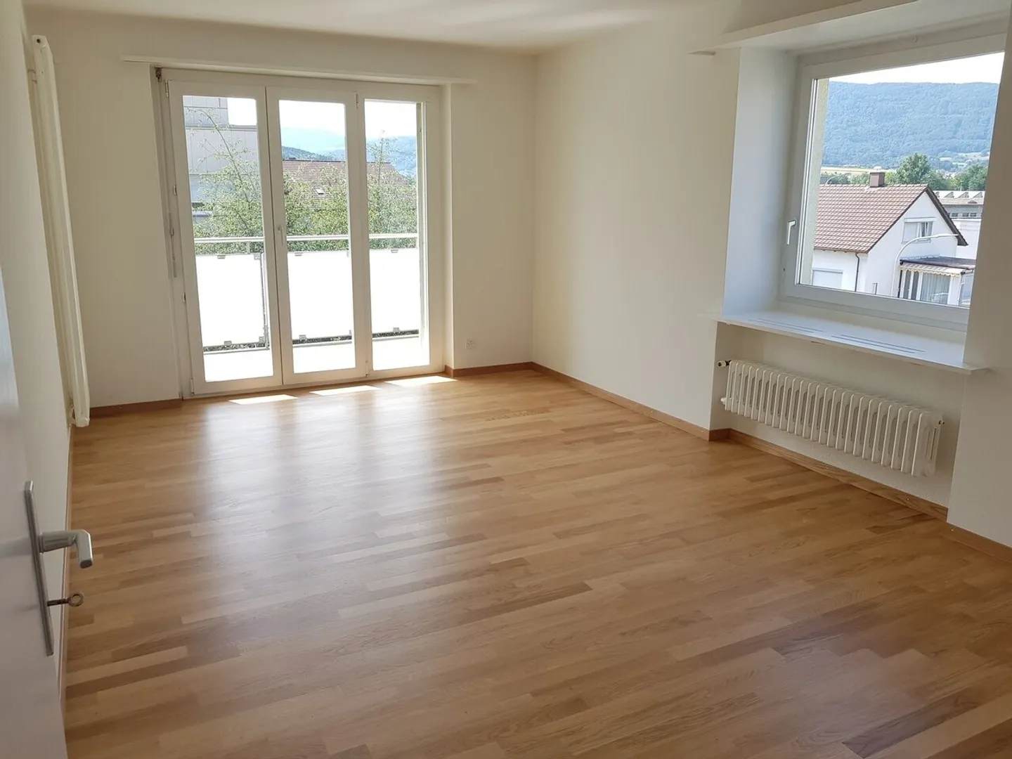 Wohnung mit grosszügiger Terrasse - Foto 4 von 10