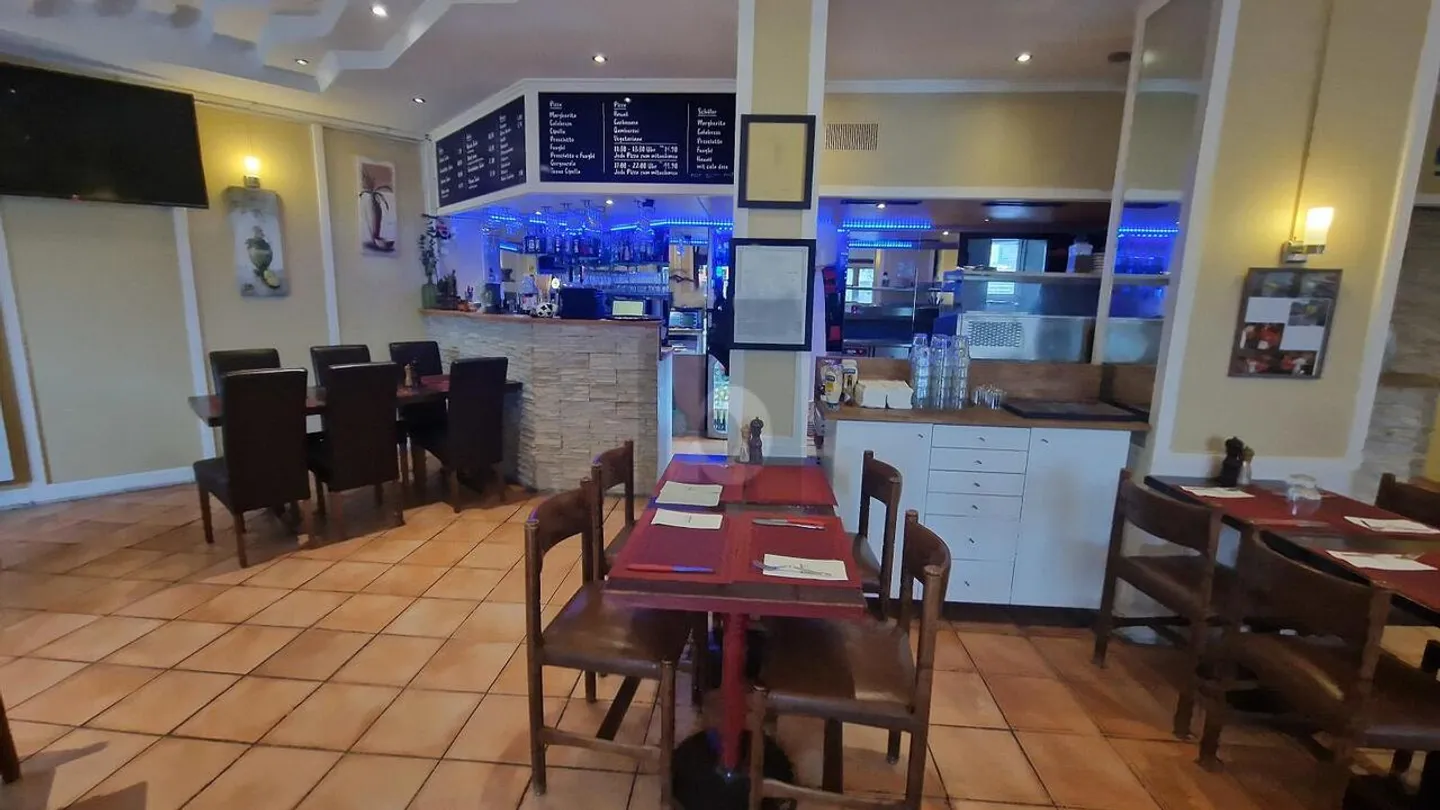 Pizzeria esclusiva con alta soddisfazione del cliente - Foto 2 di 4
