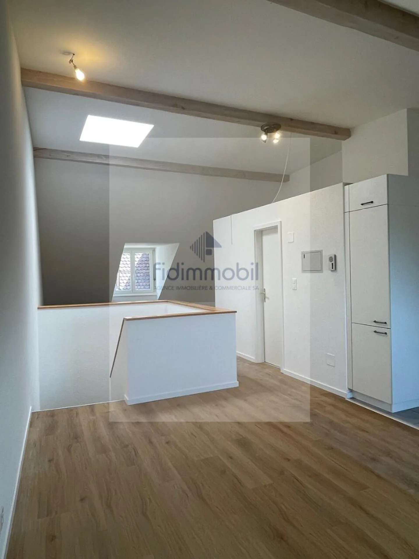 Helles Apartment mit offener Küche - Foto 5 von 7