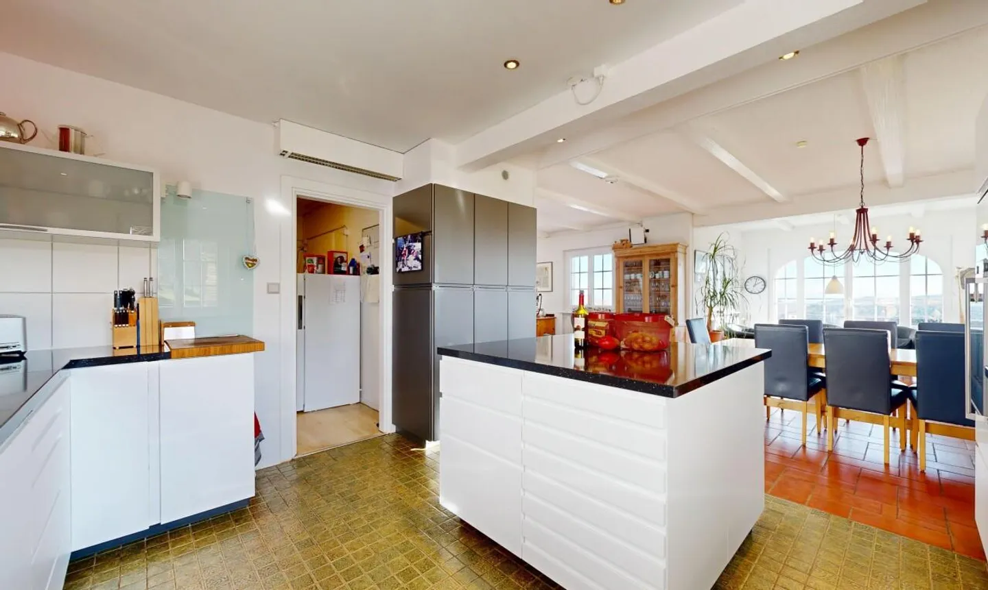 Grande propriété avec vue panoramique et cadre naturel exceptionnel - Photo 10 sur 11