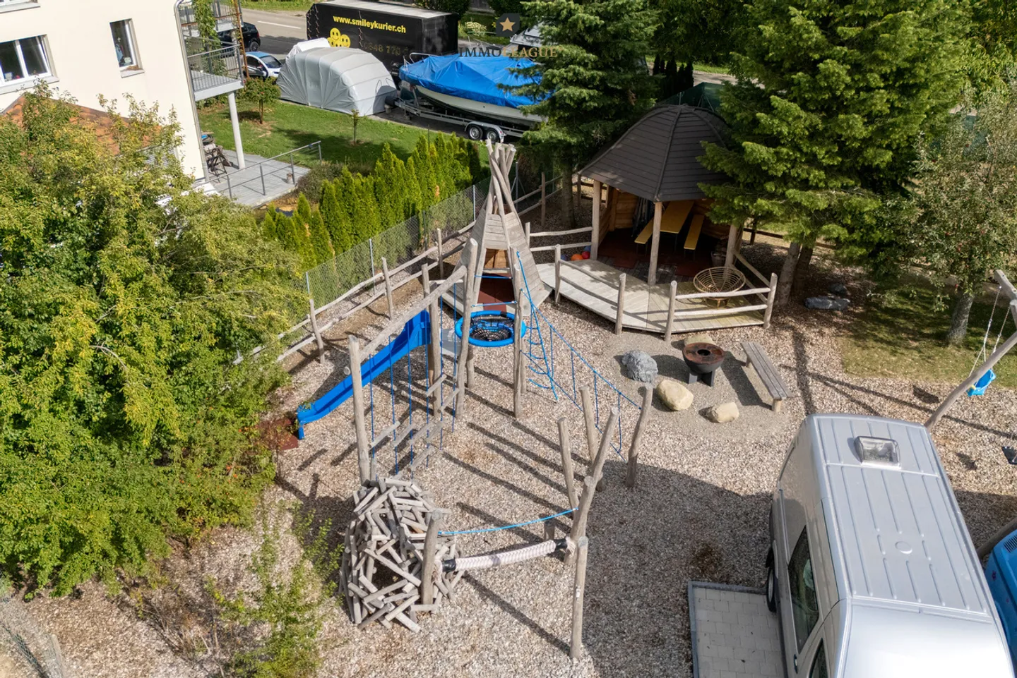 Ihr Traum vom Landleben: Exklusives Landhaus mit Pferdestall & Weite. - Photo 5 sur 9