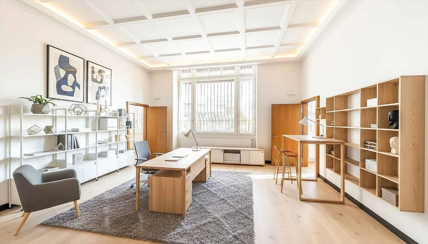 Unique surface in downtown of 517 m2 in arcade - Photo 5 of 6