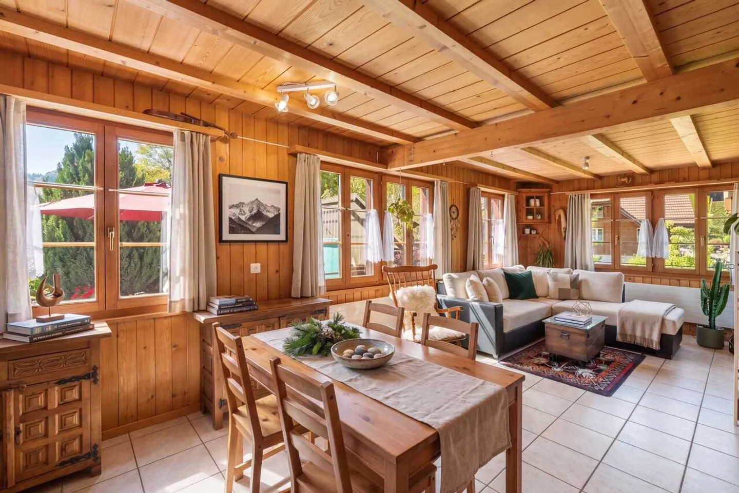 Attractive two-family house in a natural location - Photo 2 of 9