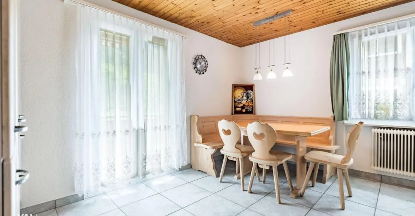Ampia casa familiare a Brigerbad - Foto 5 di 13