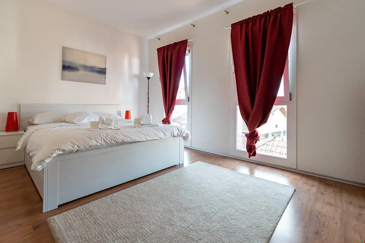 Appartamento Moderno con 1 Camera e Servizi Alberghieri - Foto 2 di 10