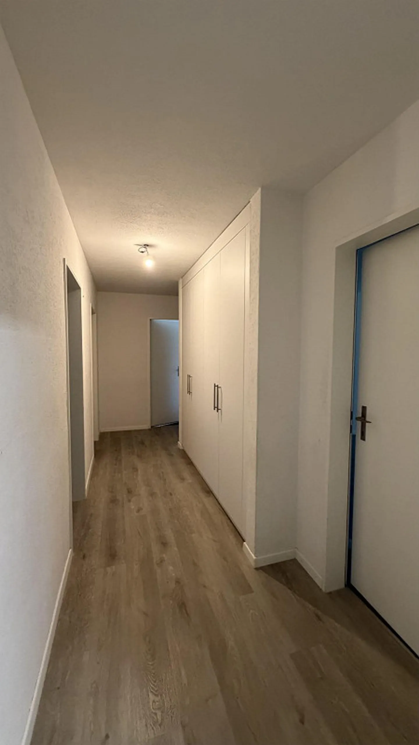 Limitato fino al 28.02.2030 / Appartamento di 4.5 locali a Tann - Foto 6 di 8