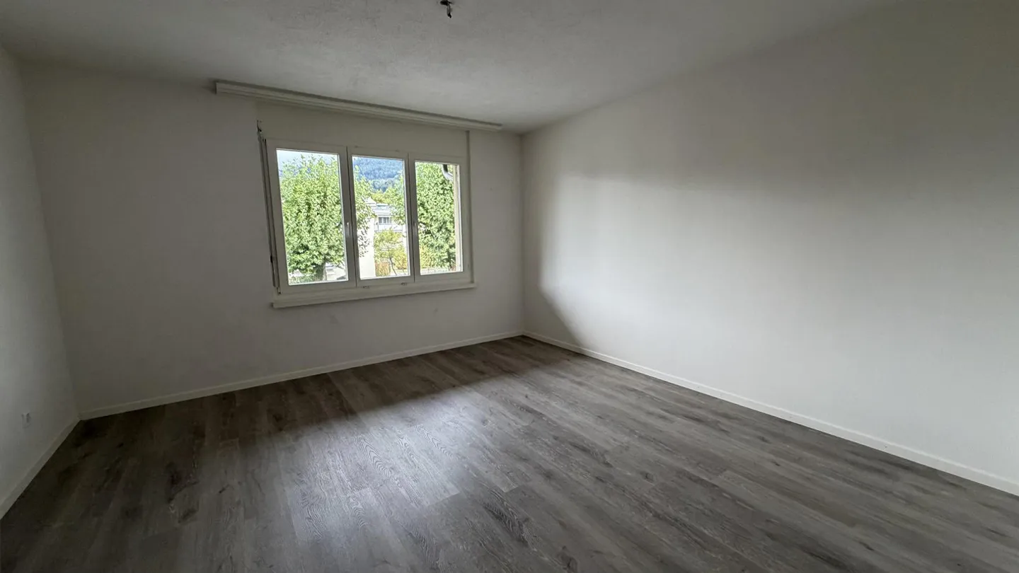 Limitato fino al 28.02.2030 / Appartamento di 4.5 locali a Tann - Foto 4 di 8