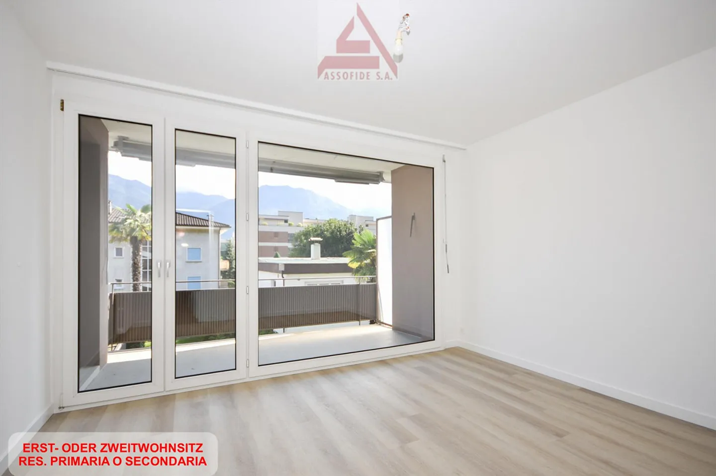 Renovierte 3.5 - Zimmerwohnung / App. di 3.5 locali ristrutturato - Foto 1 von 5