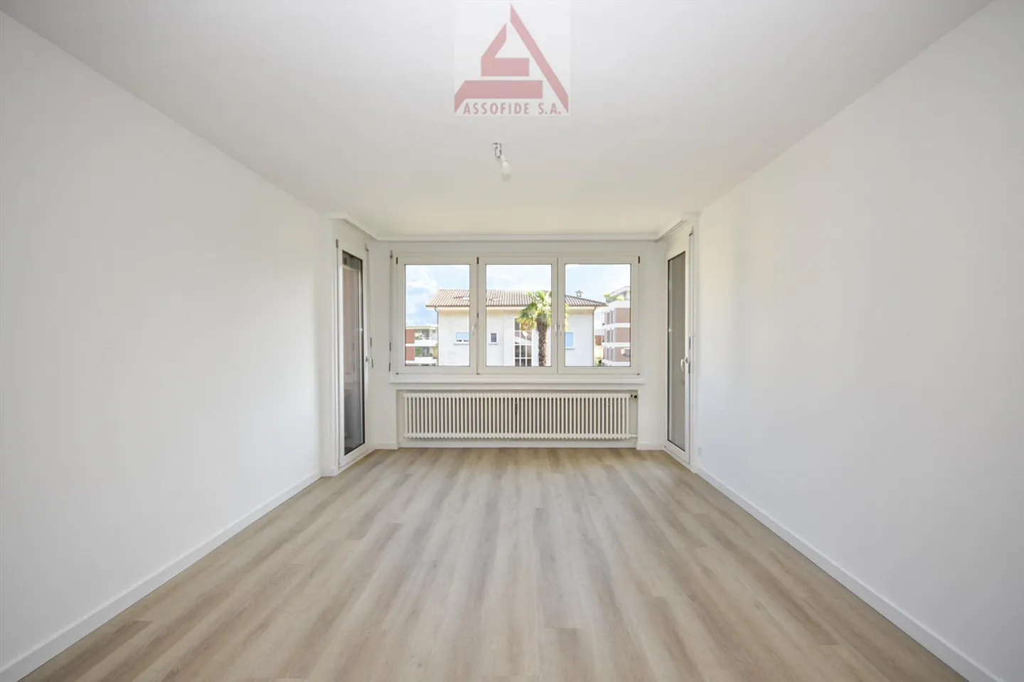 Renovierte 3.5 - Zimmerwohnung / App. di 3.5 locali ristrutturato - Foto 3 von 5