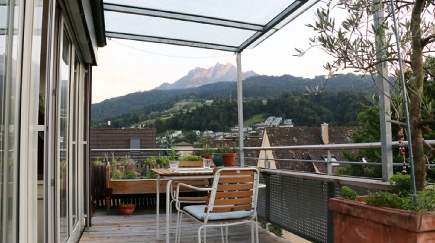 "APPARTEMENT 3½ PIÈCES À KRIENS (LU), MEUBLÉ, TEMPORAIRE" - Photo 1 sur 10