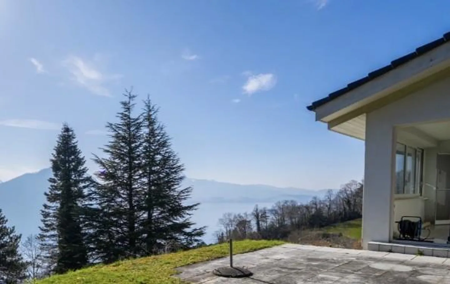Cercasi nuovo inquilino per 2 stanze condivise; casa di campagna di 5 stanze, vista lago/montagna - Foto 3 di 8