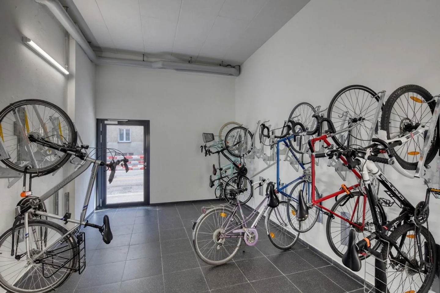 Moderne Wohnung im Zentrum Zürichs - Foto 8 von 8