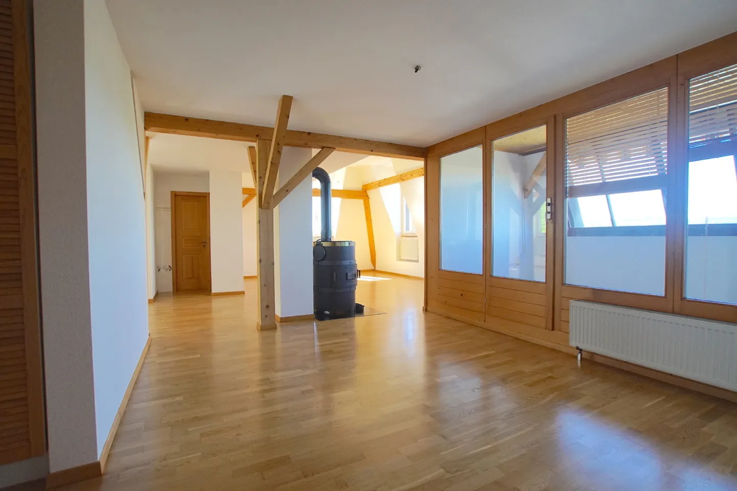 Rare et exceptionnel, proche du centre, des commerces et de la gare - Foto 2 von 13