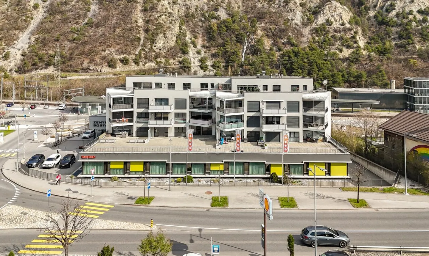 Wunderschönes medizinisches Büro mit Klinikpotenzial – La Susten (VS) - Foto 2 von 13