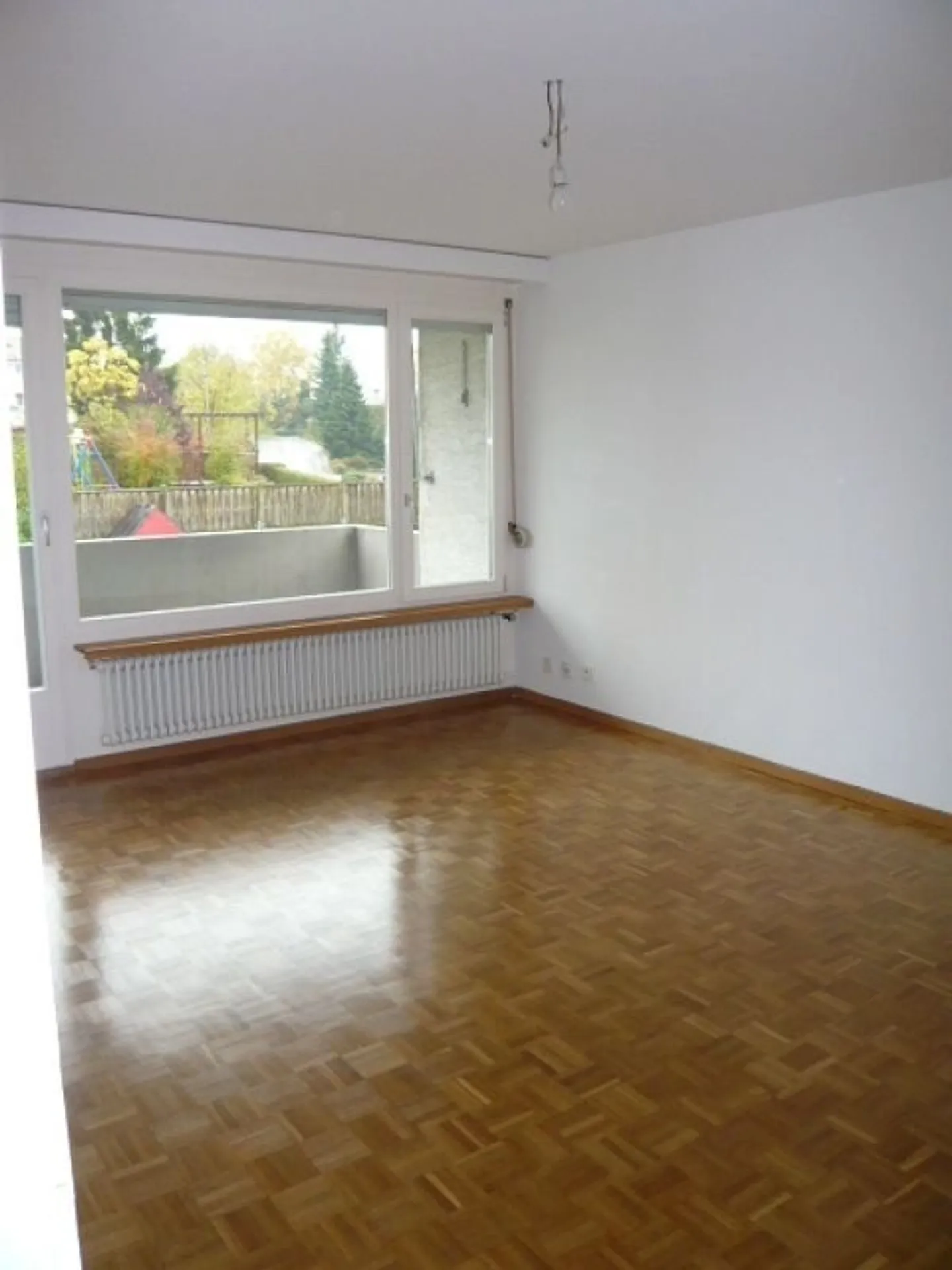 Quiet 4-room apartment on the raised ground floor - Photo 5 of 6