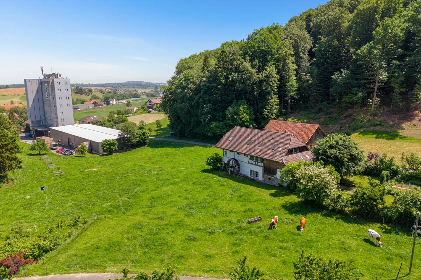 Rare building plot for the development of high-quality residential... - Photo 4 of 6