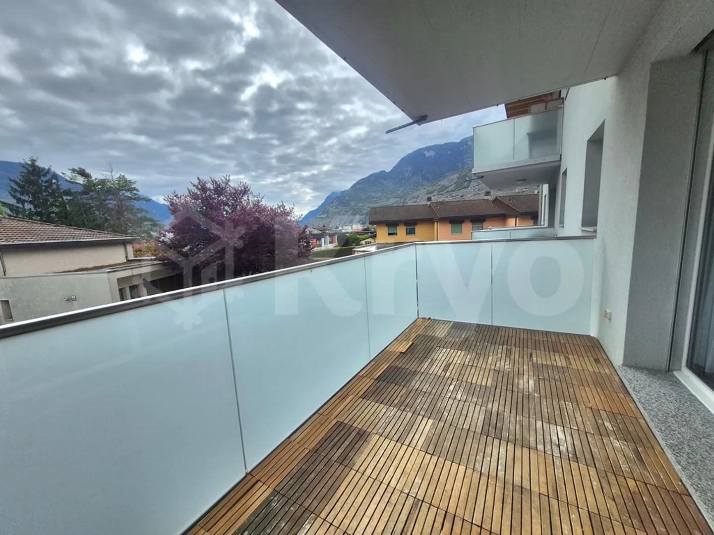 VETROZ - BEAUTIFUL 3.5 ROOM APARTMENT - Photo 2 of 7