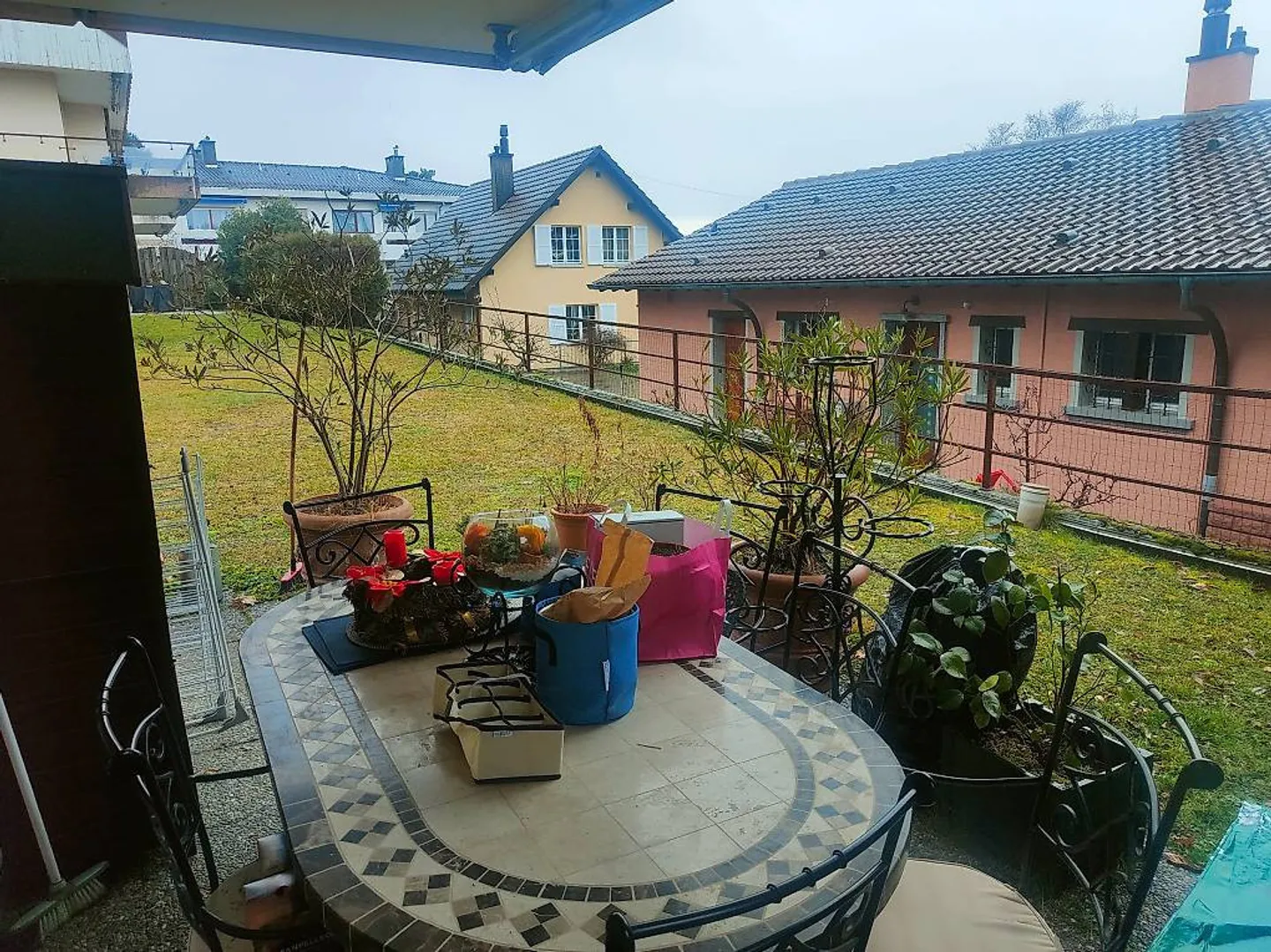 Charming Ground Floor Apartment - Photo 2 of 5