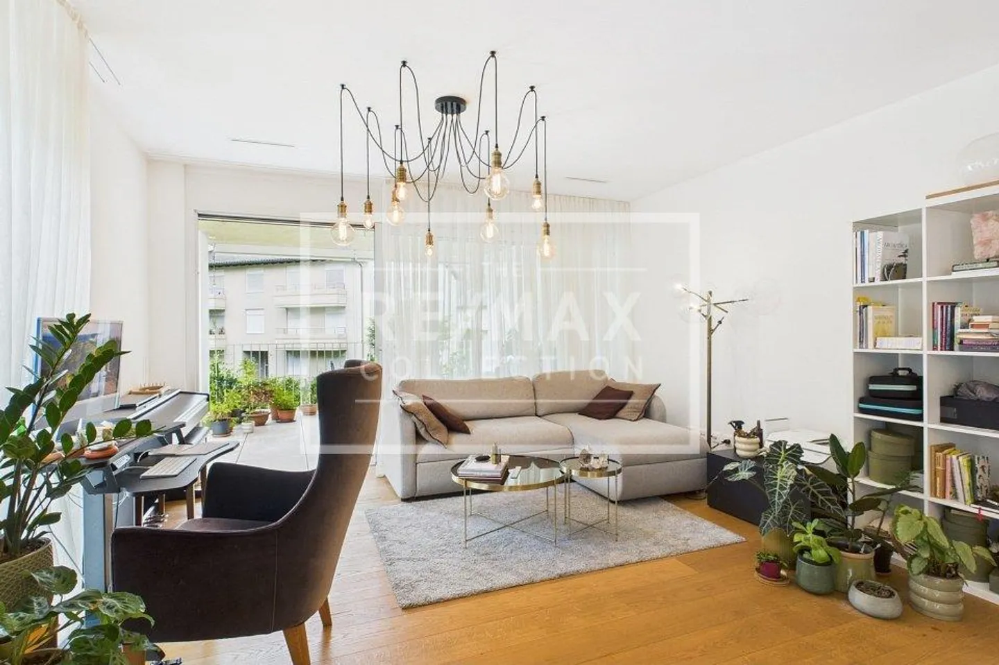 Spacieux, Confort, Vue et Détente : Votre Nouveau Foyer Vous Attend Enthousiasmement ! - Photo 5 sur 13