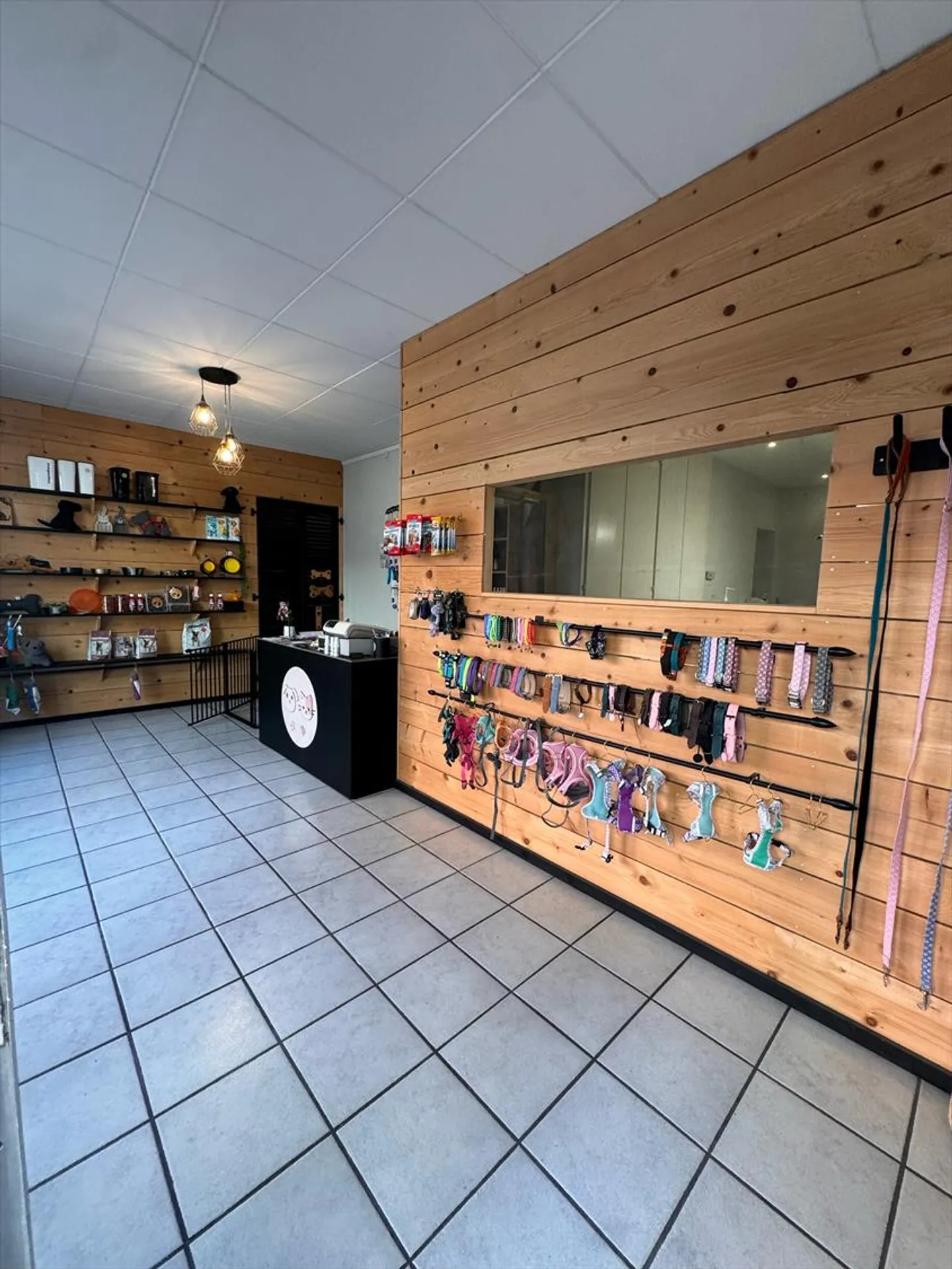 Commercial Space for Rent - Photo 2 of 9