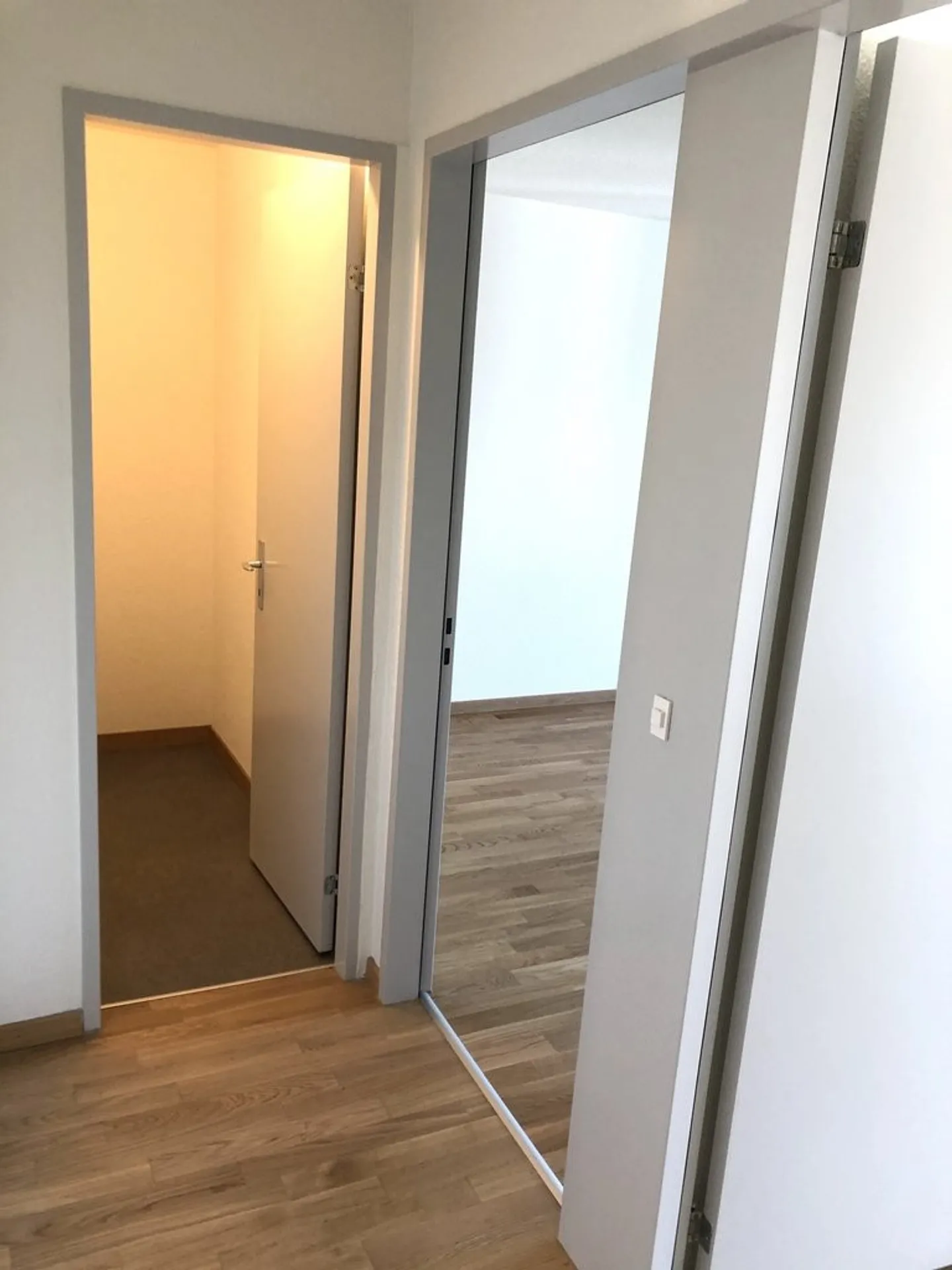 Apartment for rent - Photo 7 of 8