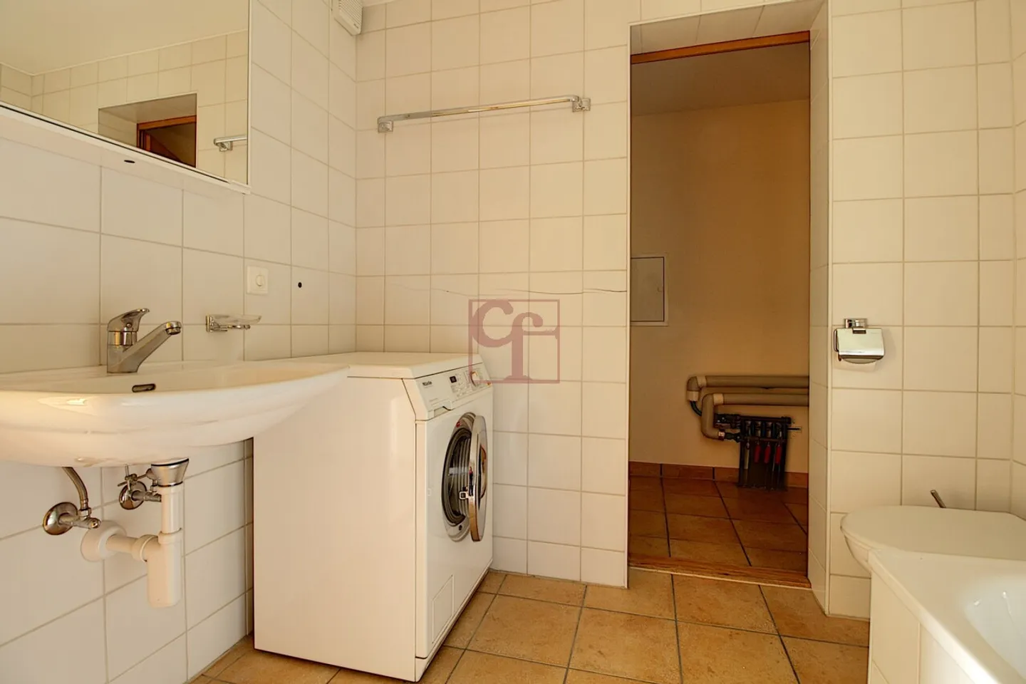 Appartamento di 2,5 locali a due passi dal centro del paese - Foto 9 di 17