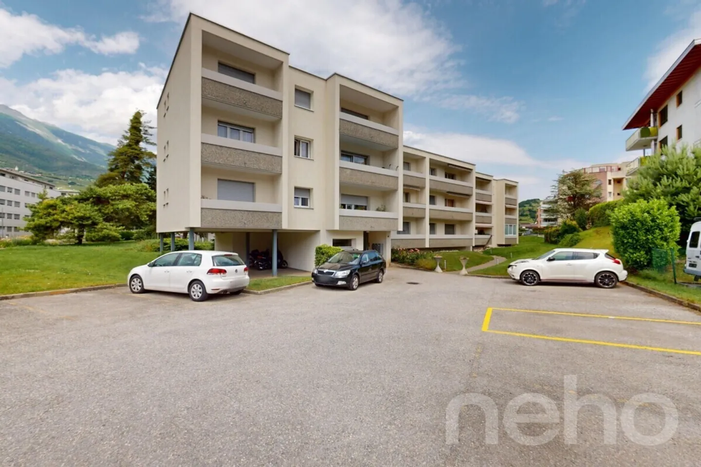 Conthey - Spacious 5.5 rooms and two parking spaces - Photo 3 of 13