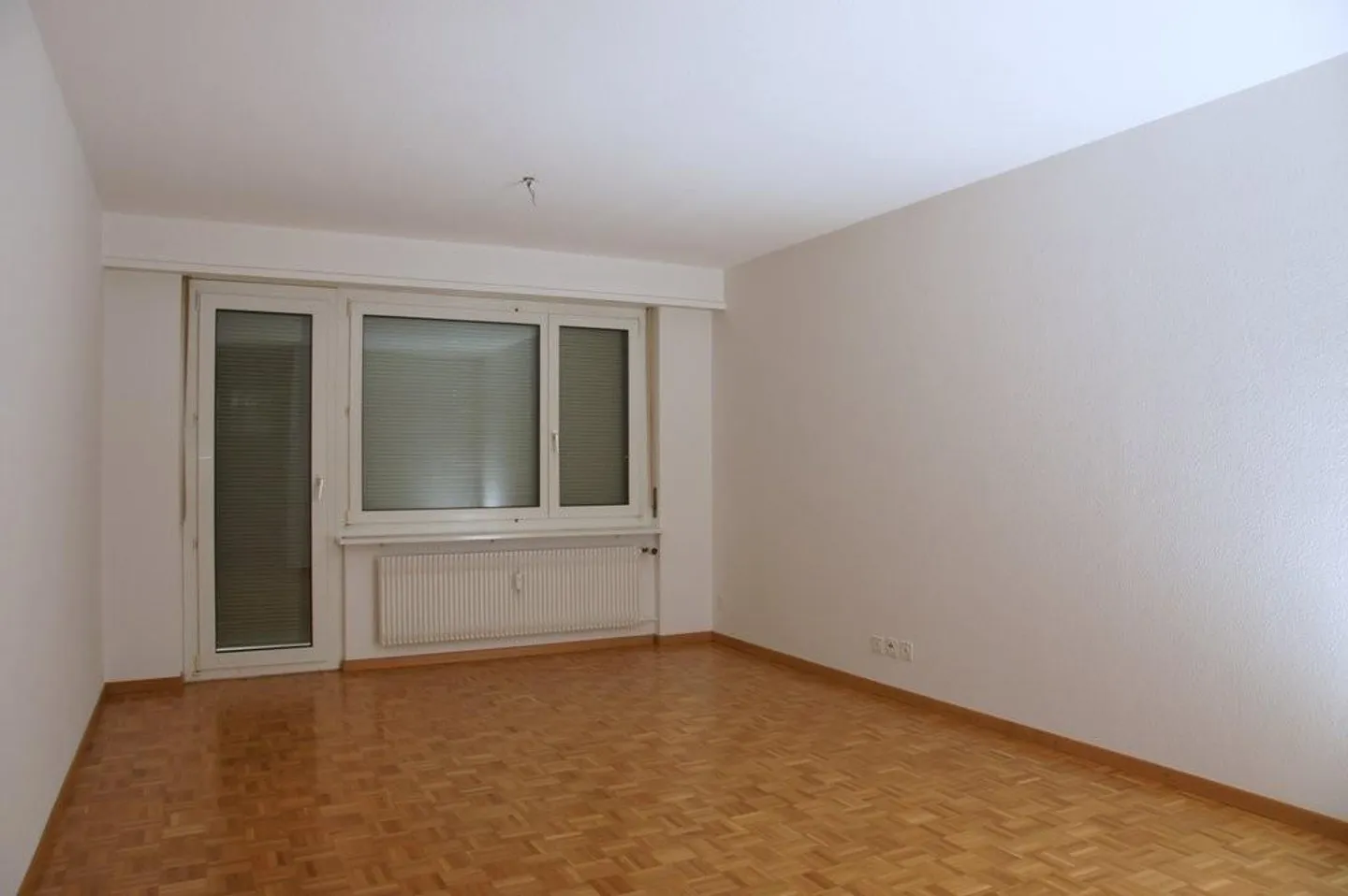 Belle petite appartement dans une propriété bien entretenue - Photo 2 sur 5