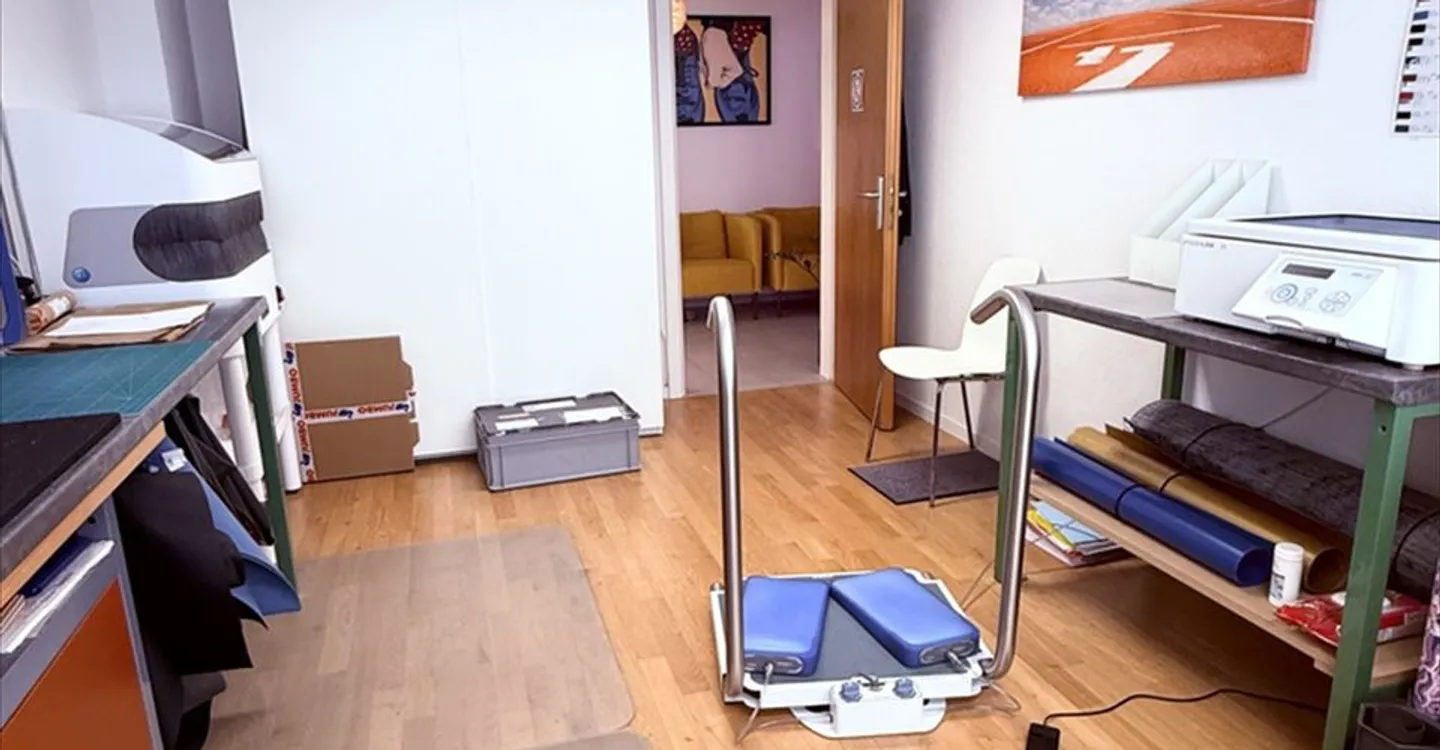 Spazio ufficio in affitto - Foto 4 di 10