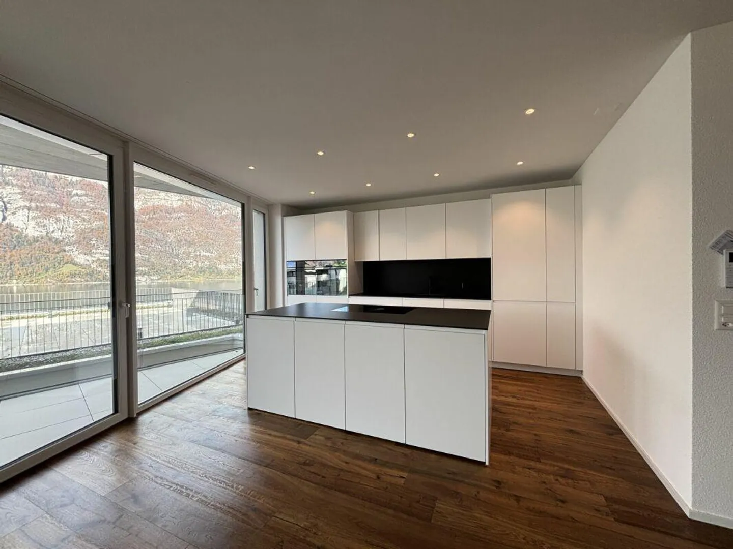 Exklusive Terrassenwohnung mit Seeblick - Foto 3 von 30