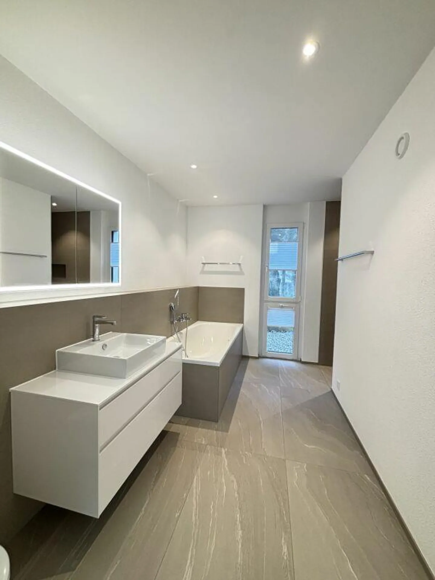 Exklusive Terrassenwohnung mit Seeblick - Foto 25 von 30