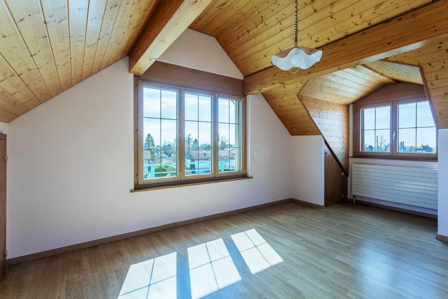 Spacious Villa with Rental Potential - Photo 11 of 13