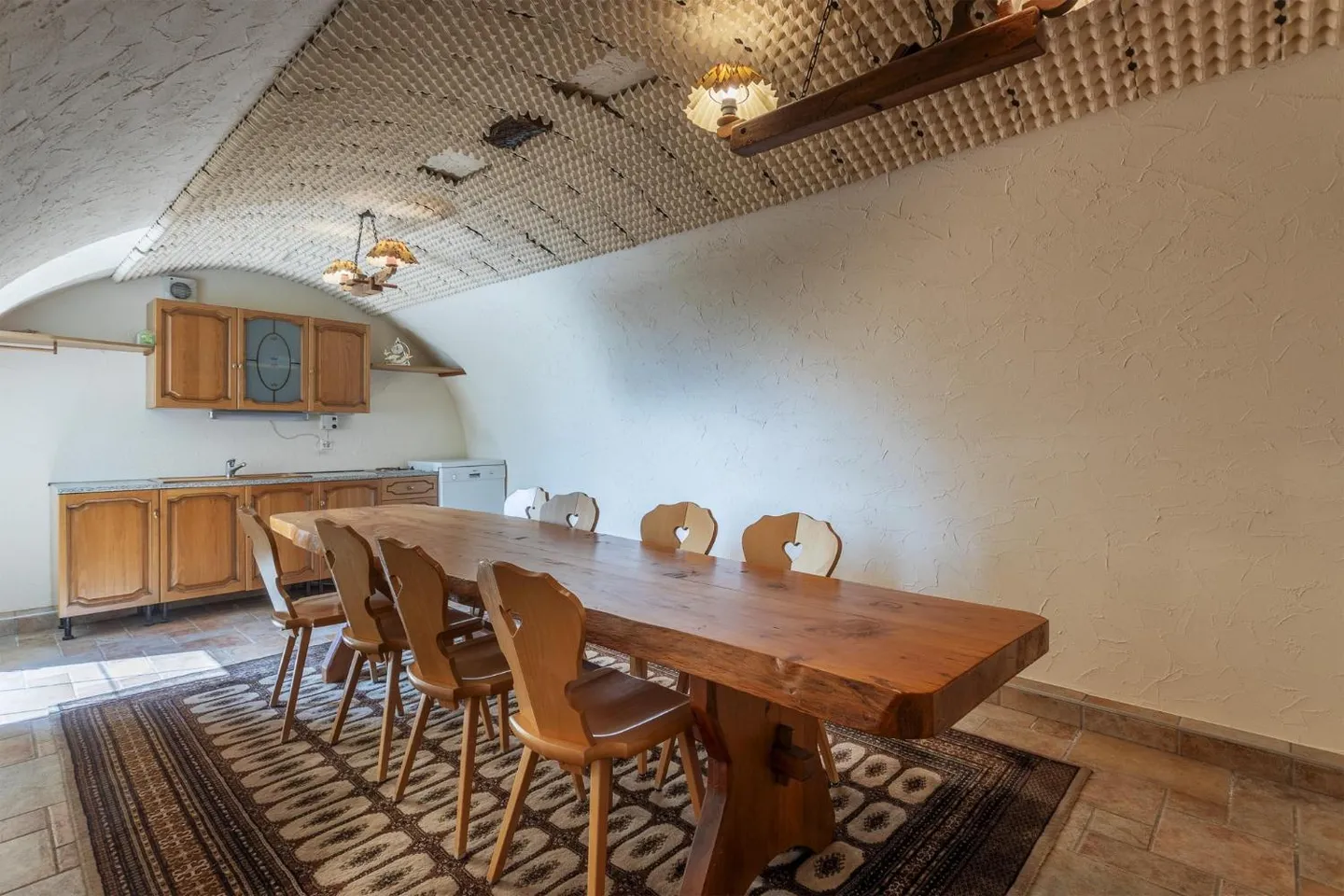 Spacious Villa with Rental Potential - Photo 12 of 13