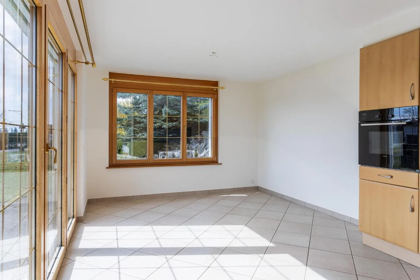 Spacious Villa with Rental Potential - Photo 13 of 13