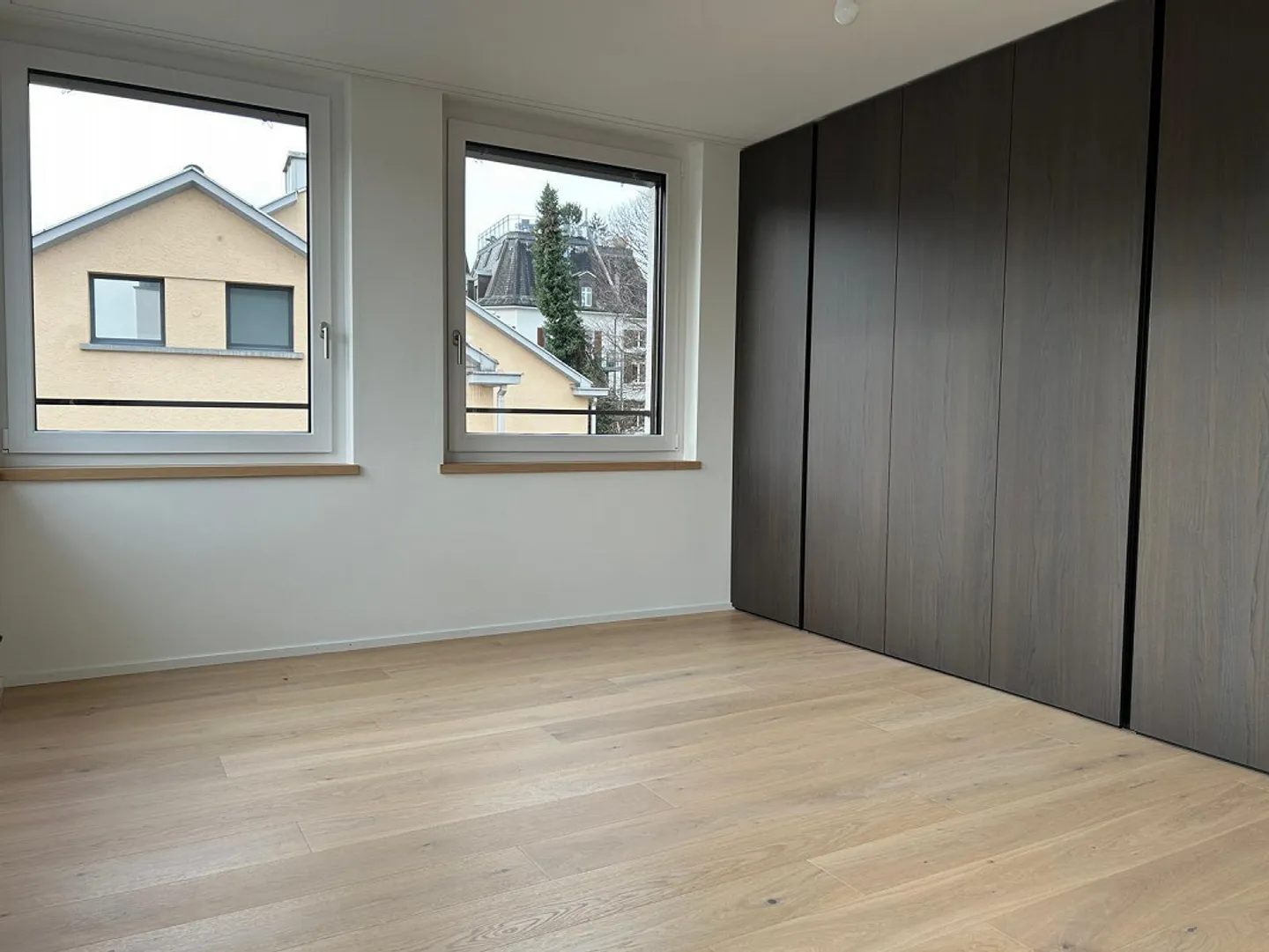 Modernes 3.5-Zimmer-Apartment - Foto 4 von 10