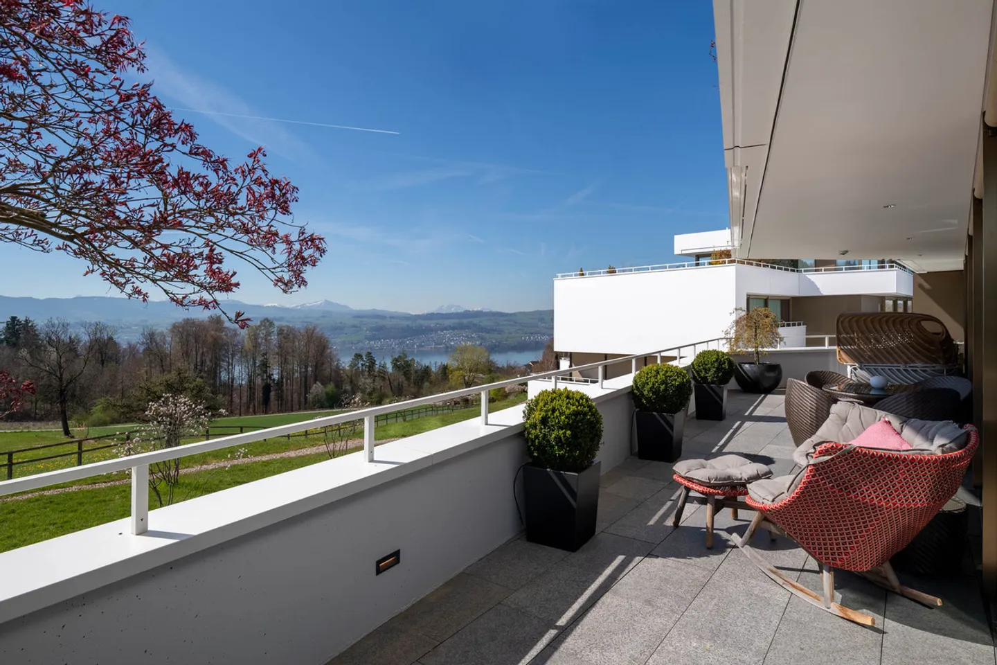 Condominio elegante e ultra-moderno sul lago di Zurigo - Foto 1 di 11